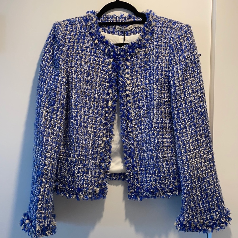 BNWT Boxy Jacket with hook & eye closures